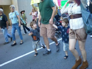 Families brought their kids along on the walk. (photo by Sitton)